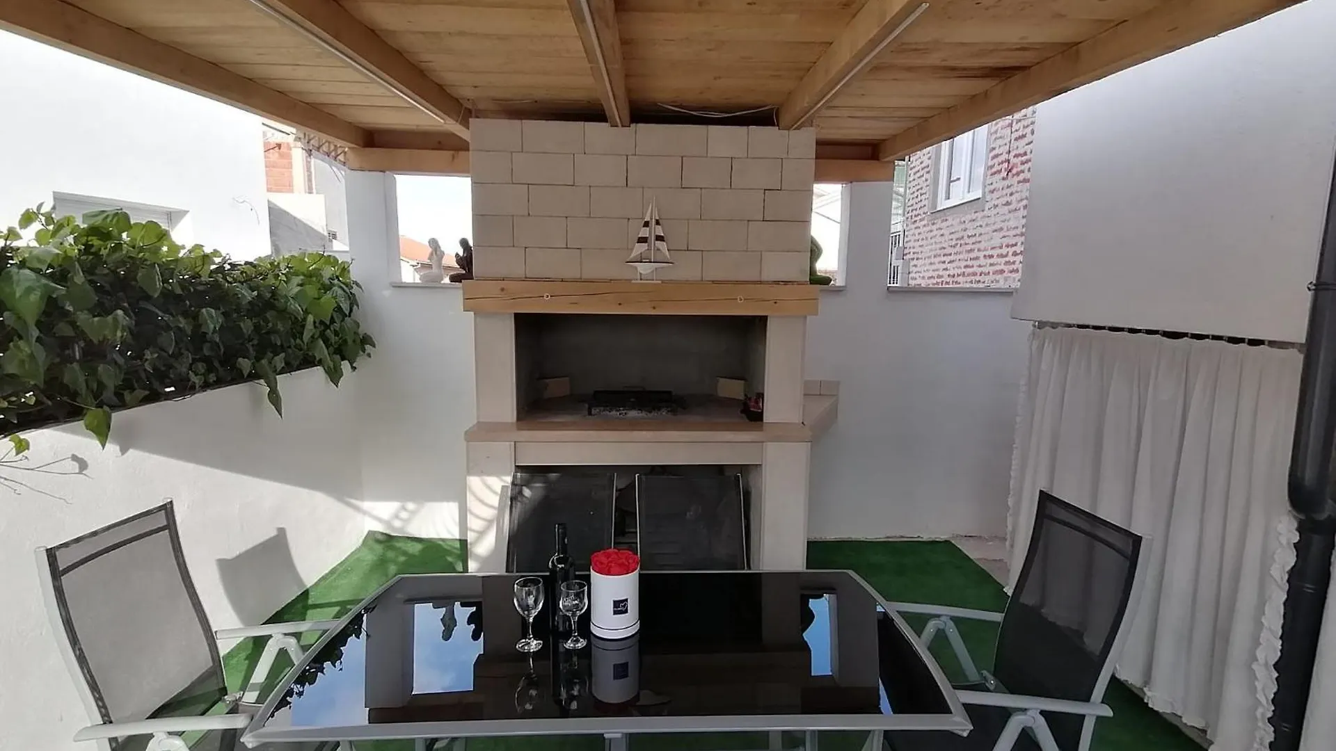 Apartments Paola Trogir
