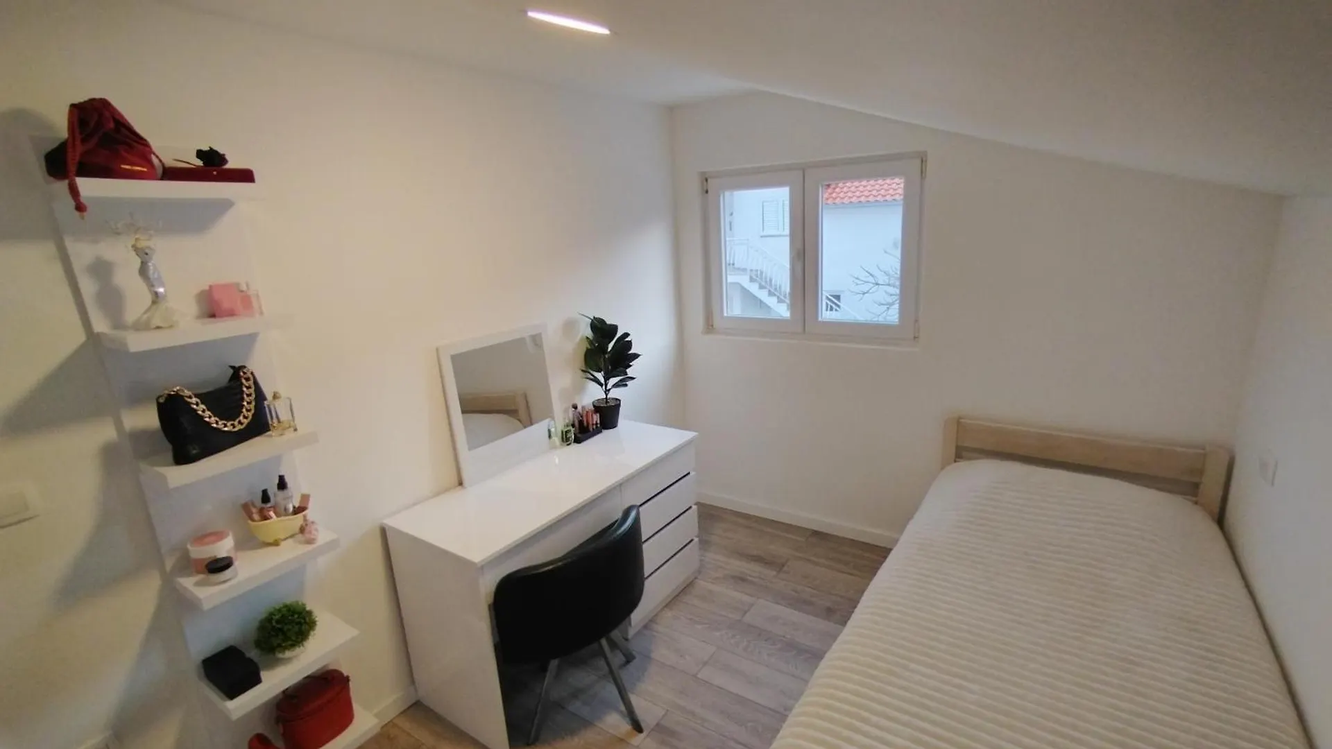Apartments Paola Trogir 0*,  Croatie