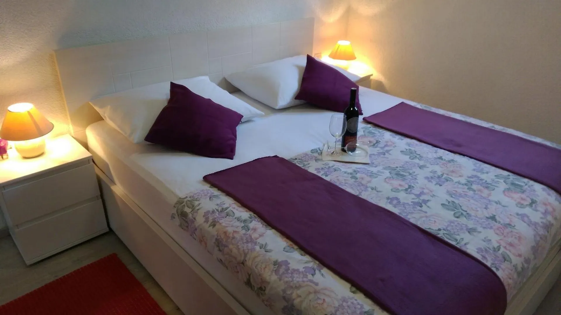 Apartments Paola Trogir